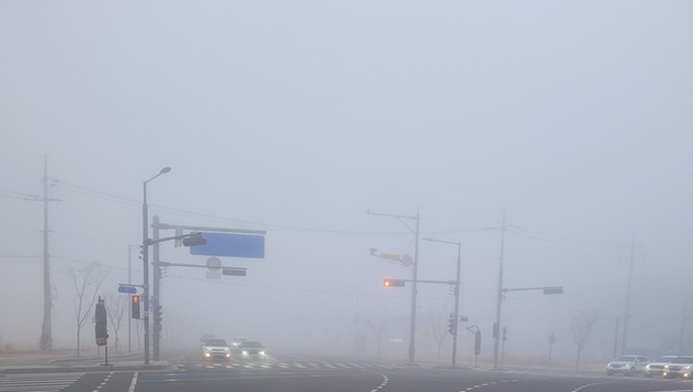 기후부 초미세먼지 기준 강화부터 생활 악취 관리까지 본격 추진