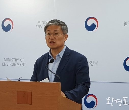 김영훈 환경부 물통합정책국장은 “이번에 문제가 된 직결급수지역의 문제점을 점검하고 비상사태 발생 시 대응이 가능하도록 하거나 배수지를 통한 급수방식으로 전환도 검토할 계획이다”고 말하고 있다.