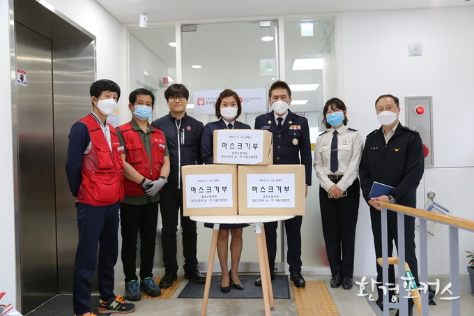 보도자료 사진 자가격리자 착한마스크 나눔(종로구 쪽방)