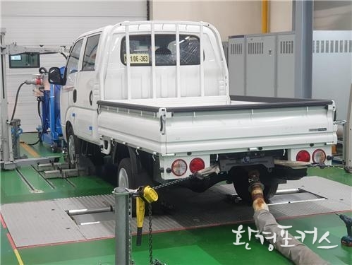 시험 차량 봉고<사진=국립환경과학원 제공>