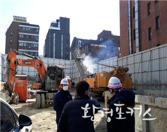주요 단속현장 사진-매연 등 대기오염물질 외부배출(건설공사장)