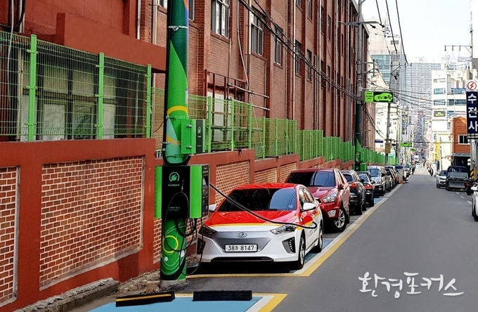 전주거치형 충전소 설치 사진