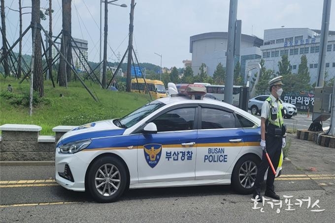 ‘부산경찰’이 표기된 새 차량