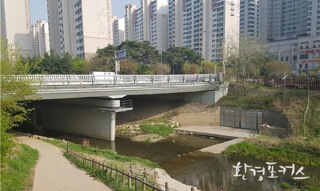 인천시 부평구 굴포천 굴포4교