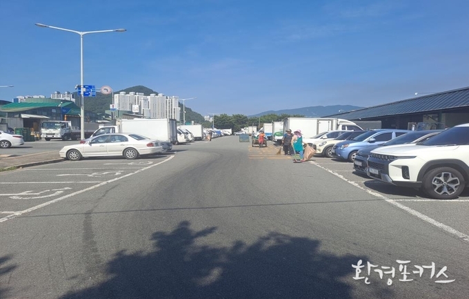비상장 정산조합(무배추동, 양념동) 환경정비 사진 정비전(위), 정비후(아래)