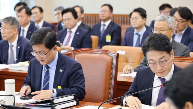 국회, 기후에너지환경부 업무보고서 에너지전환 속도 점검