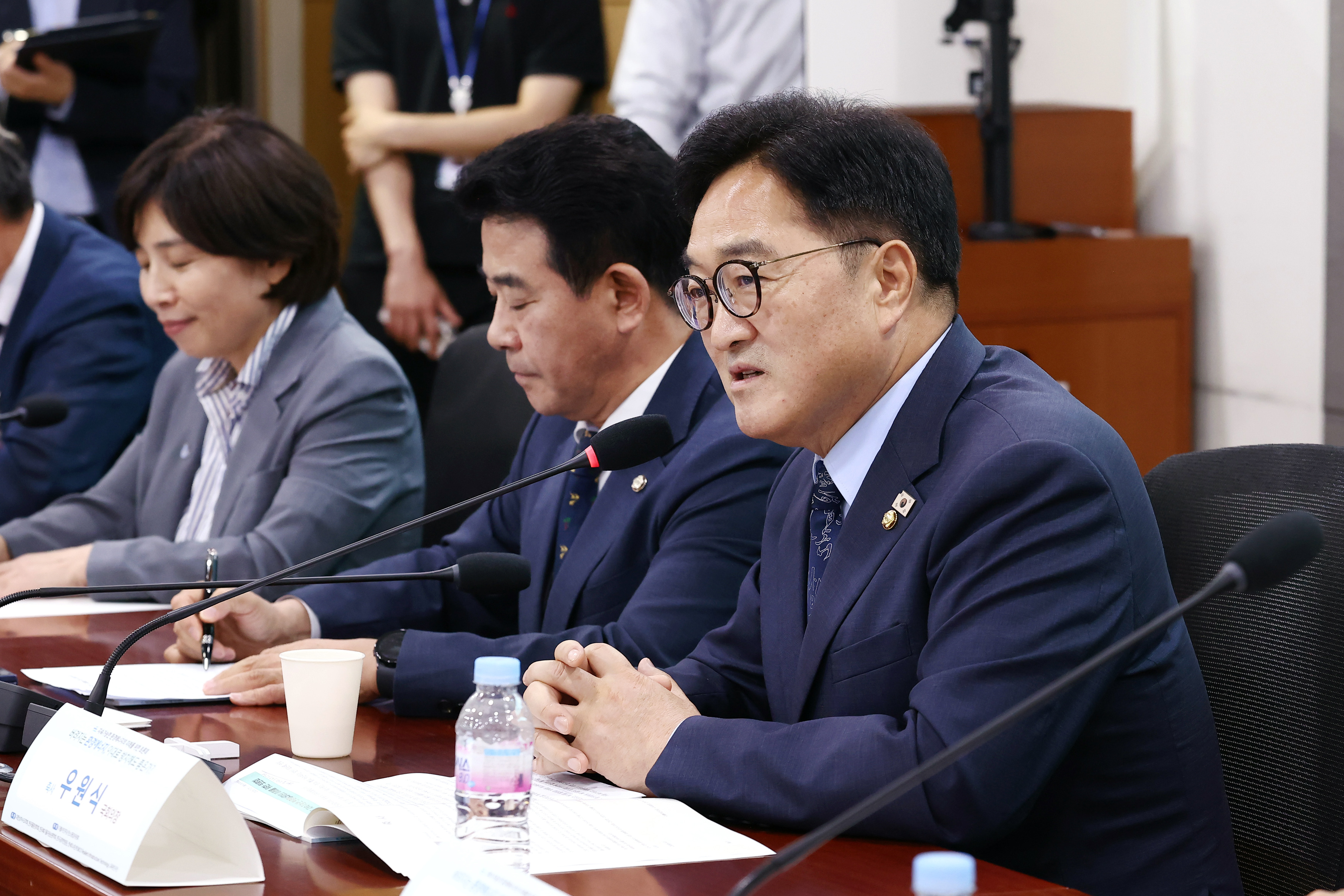 우원식 의장, 지속가능 환경에너지 미래를 위한 토론회 참석