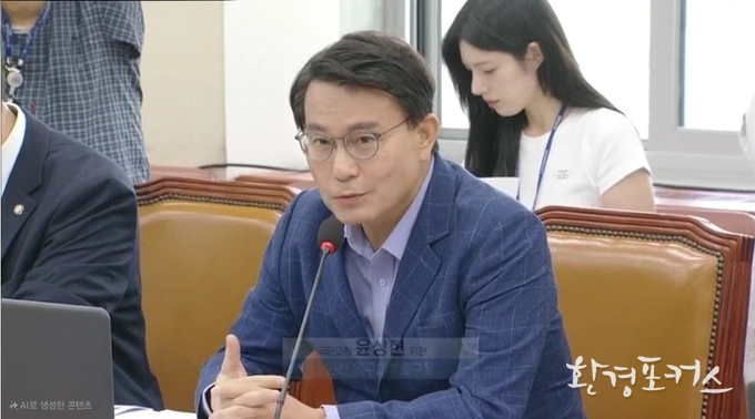 윤상현 의원, 환노위 첫 인사